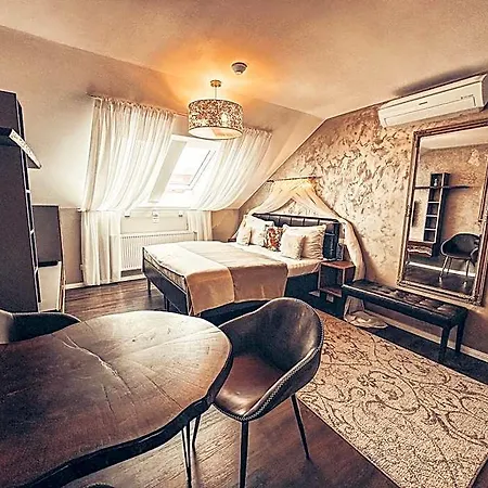 Alfons Appartement *