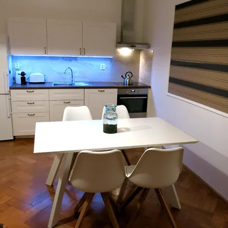 Alfons Apartment